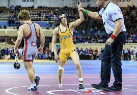 High_School_wrestling_1